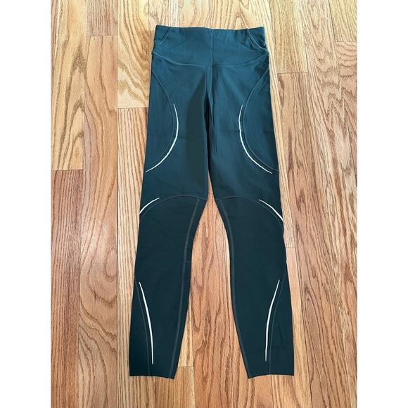 Lululemon Base Pace High Rise Reflective Tights Size 4 - Picture 2 of 7